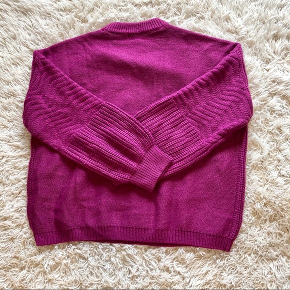 Cozy raspberry cable knit sweater - Picture 2 of 3